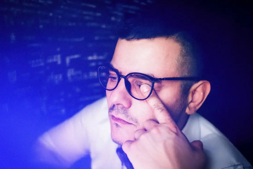 From Retinal Damage to Cancer Risk: The Overlooked Health Threat of Blue Light