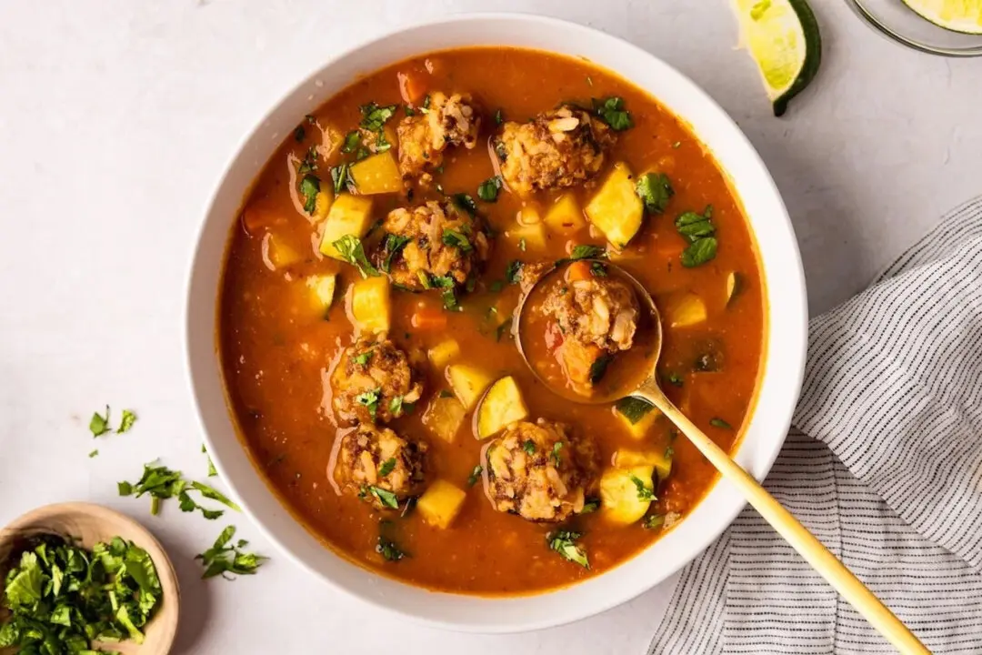 Albóndigas Soup (Mexican Meatball Soup)