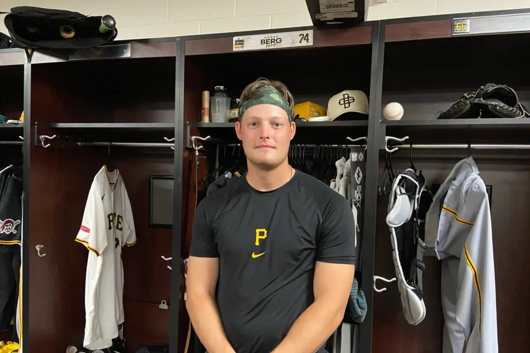 West Point Grad and MLB Hopeful Derek Berg Balancing 2 Career Goals
