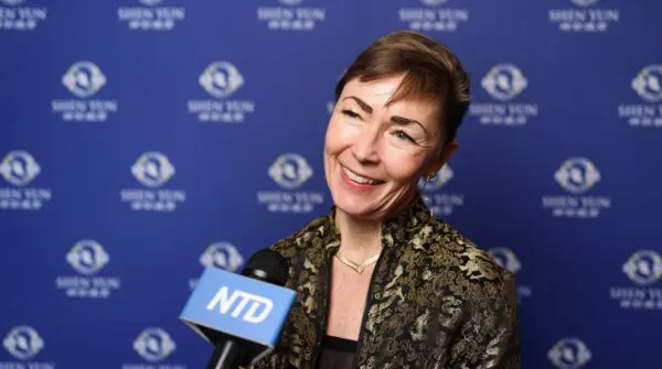 Professional Skating Coach Impressed by Beauty of Shen Yun