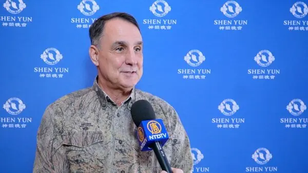 Retired US Army Colonel Enjoys the Martial Arts in Shen Yun