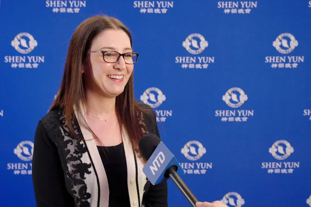 Shen Yun Transports Audiences to ‘A Different Land and a Different Time’