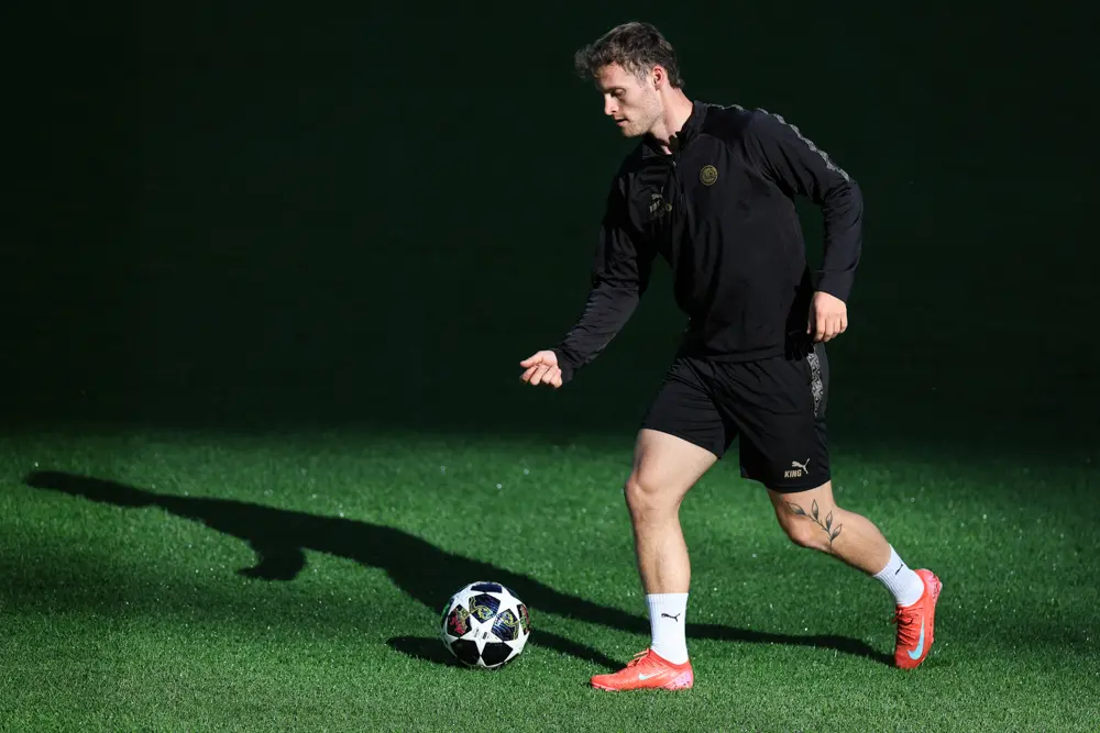 Bodoe/Glimt's Norwegian forward Ole Blomberg attends a training session on the eve of their UEFA Champions League last 16 second leg football match against Sporting CP at Jose Alvalade stadium in Lisbon, on March 16, 2026. (PATRICIA DE MELO MOREIRA / AFP via Getty Images)