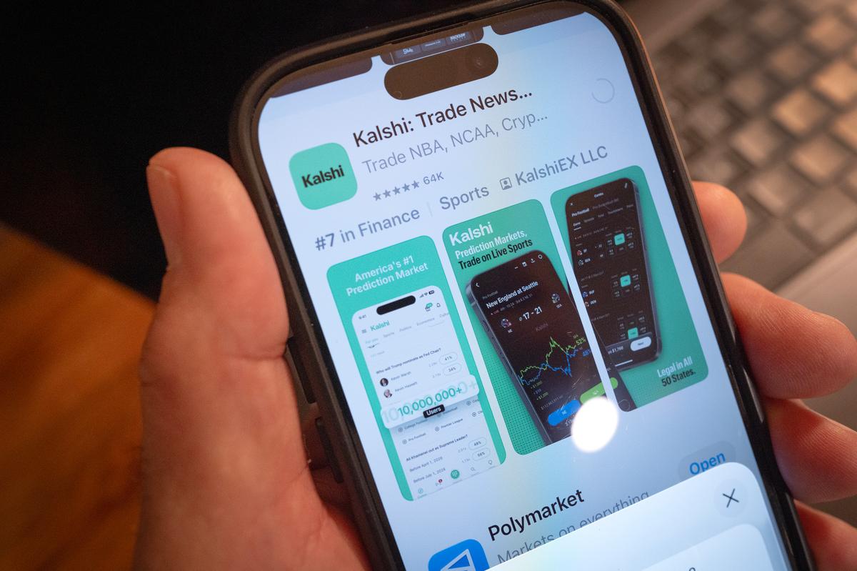 Senate Passes Rule Banning Members From Trading on Prediction Markets