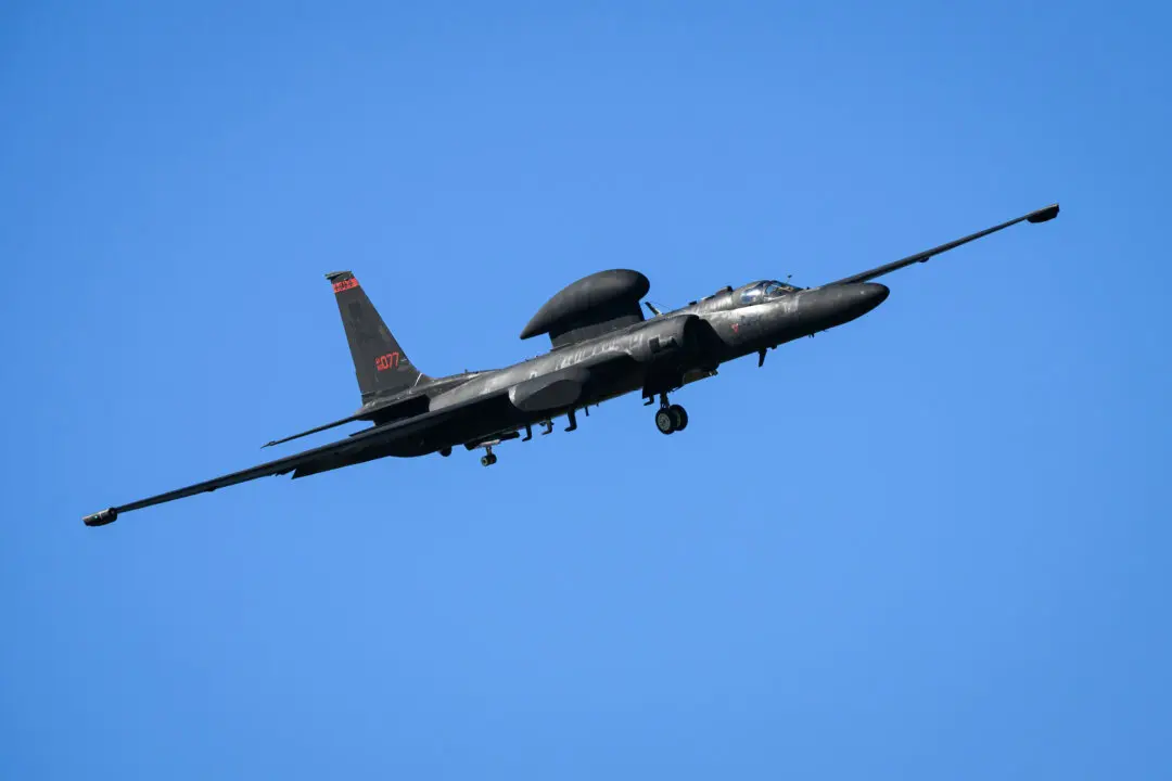A Lockheed U-2 "Dragon Lady" high–altitude reconnaissance aircraft flies in the skies above RAF Fairford in Fairford, England, on March 18, 2026. Since UK Prime Minister Keir Starmer back-tracked on his initial refusal to allow the U.S. to use British bases to launch defensive strikes against Iranian missile sites, a variety of U.S. military aircraft, including B52 and B-1 bombers, have been spotted at RAF Fairford in Gloucestershire. (Leon Neal/Getty Images)
