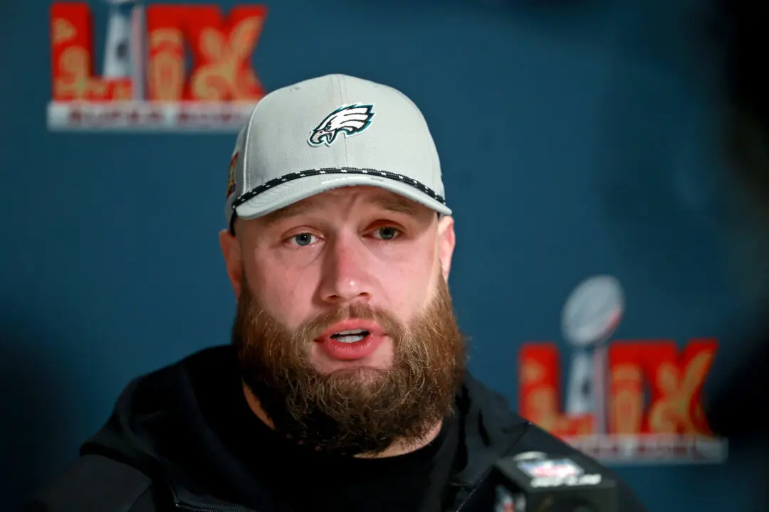 Eagles’ Lane Johnson ‘Excited’ to Play in New Offense