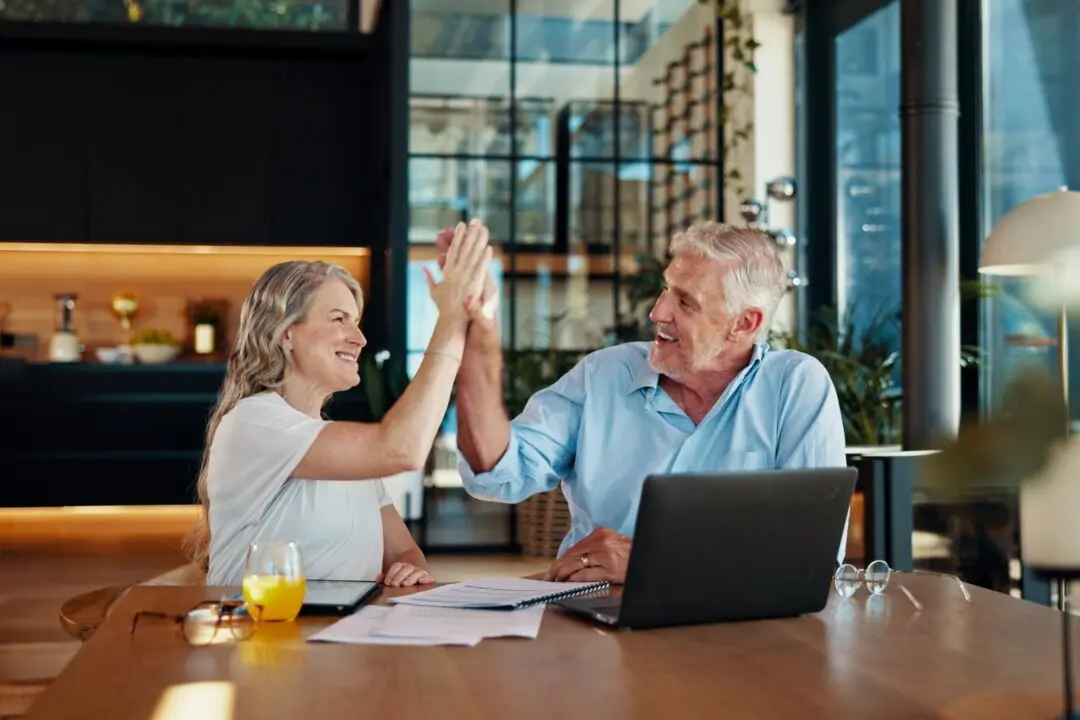 The Retirement Partnership: Why Couples Need a Different Plan Than Individuals