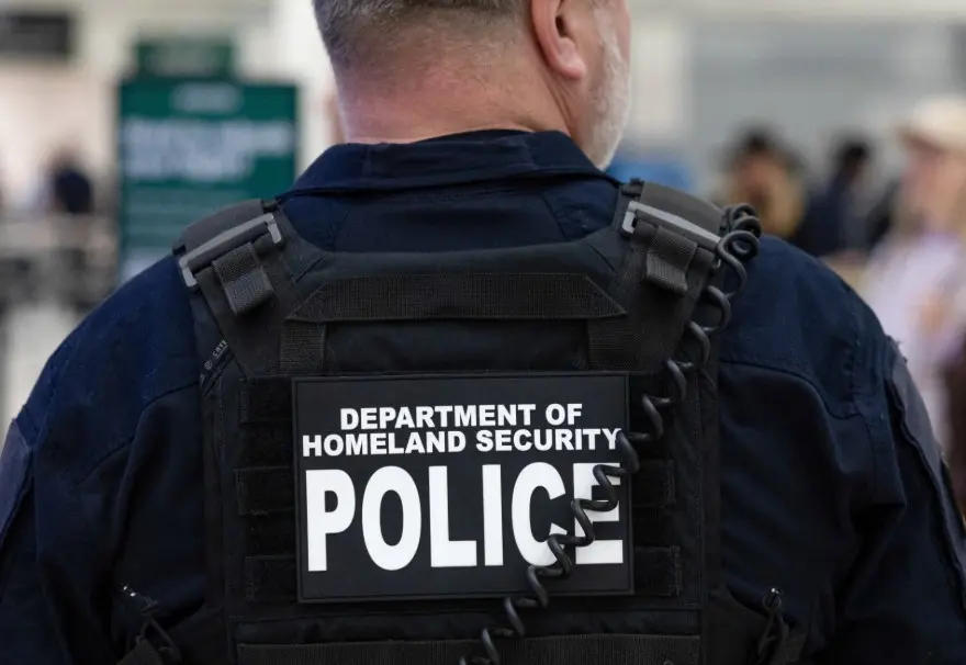 DHS to Vet Immigrants for ‘Extremist Views’
