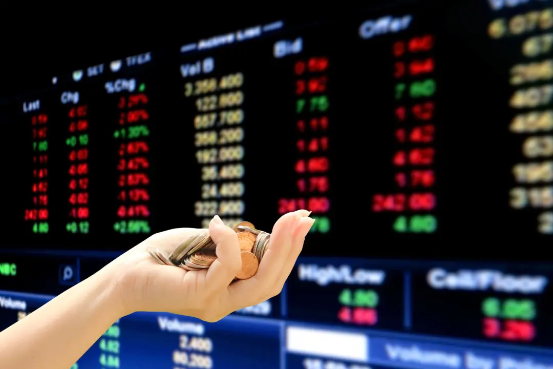 Donor-Advised Fund or a Private Foundation: Which Is Right for You?