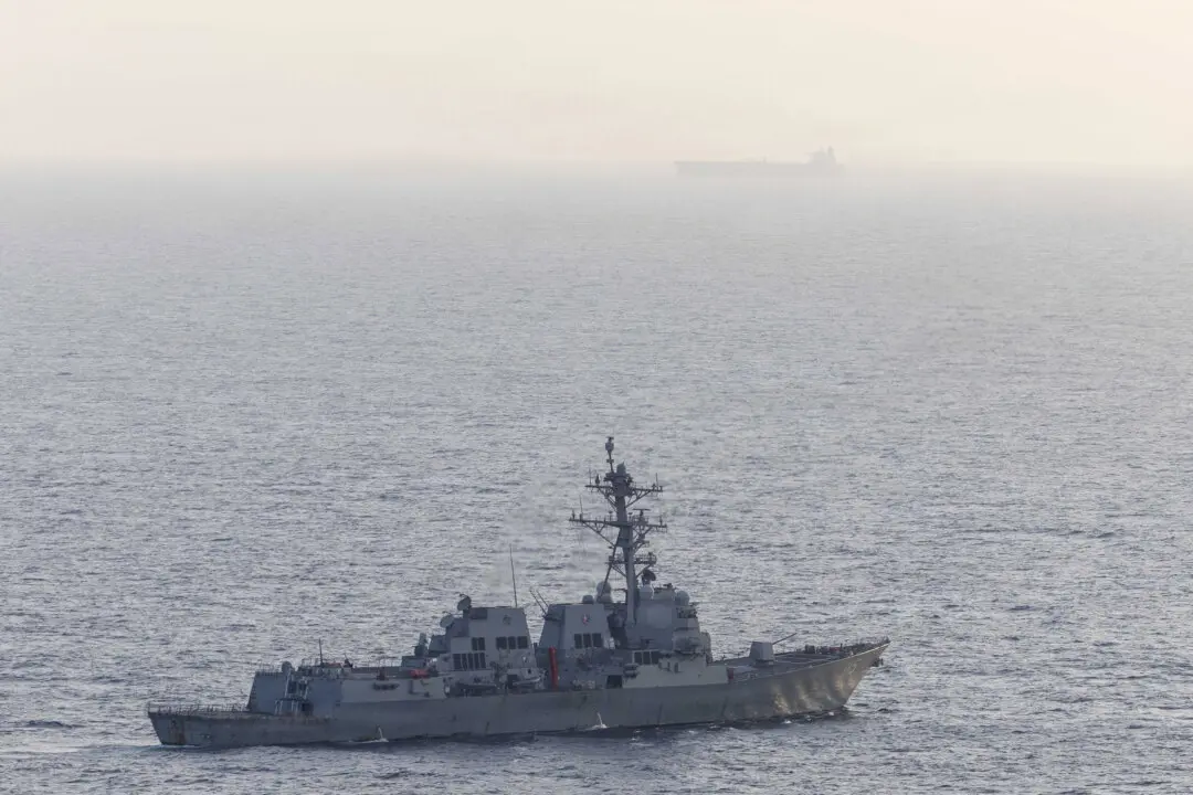 3 US Warships Fend Off Iranian Attacks, Trump Says Ceasefire Still Holds