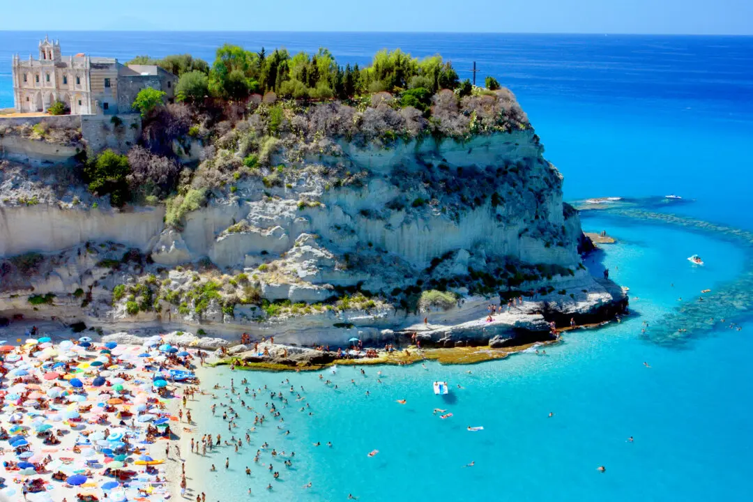 10 Most Relaxing Beaches in the World: Only 2 Are in the US