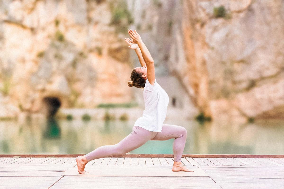 Be a Health Warrior: 4 Variations of Warrior Pose and Their Benefits