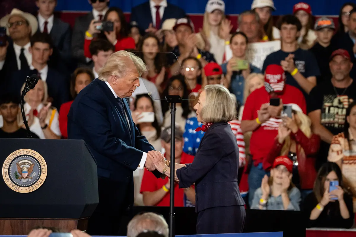 Trump to Posthumously Award ‘Man in the Red Bandana’ the Presidential Medal of Freedom