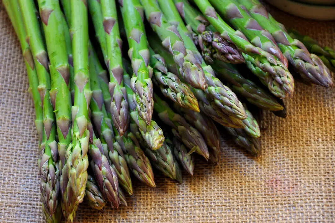 Take Advantage of Asparagus Season With These 3 Quick Recipes