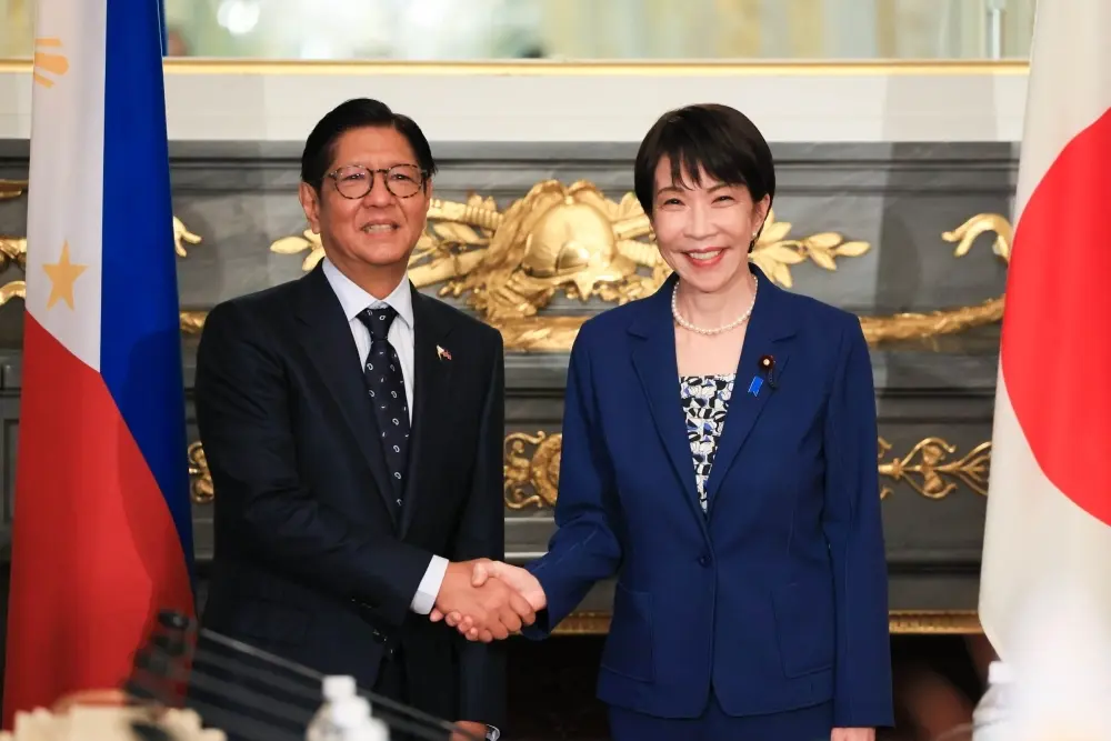 Japan, Philippines Deepen Security Ties, Call for Peace Across Taiwan Strait