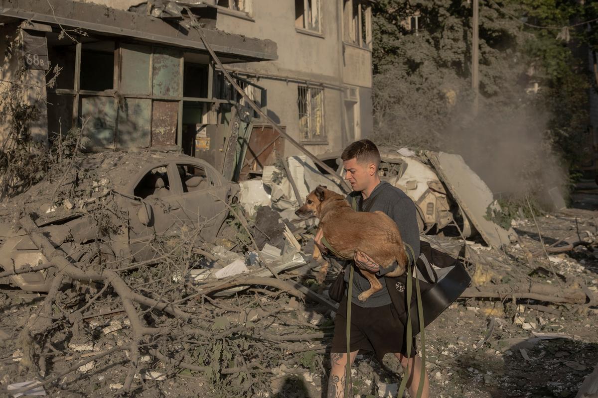 British, French, German Envoys Discuss Ukraine With Russian Diplomat Amid Ceasefire Push