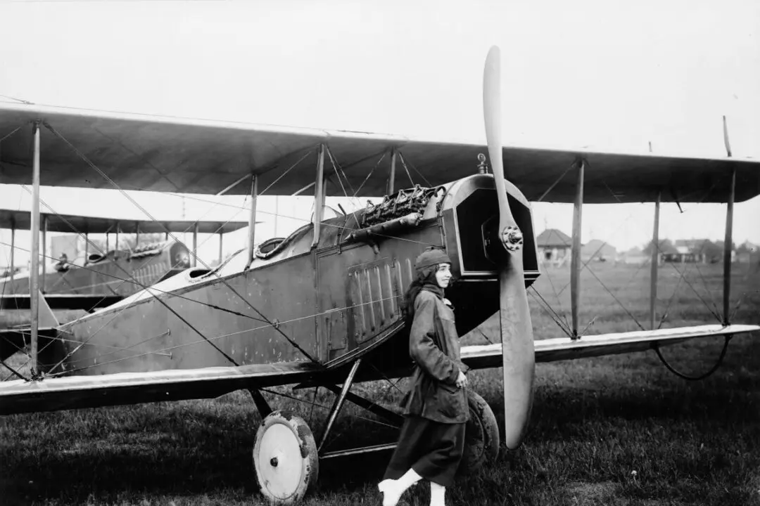 Katherine Stinson: Precision, Nerve, and the Art of Flight