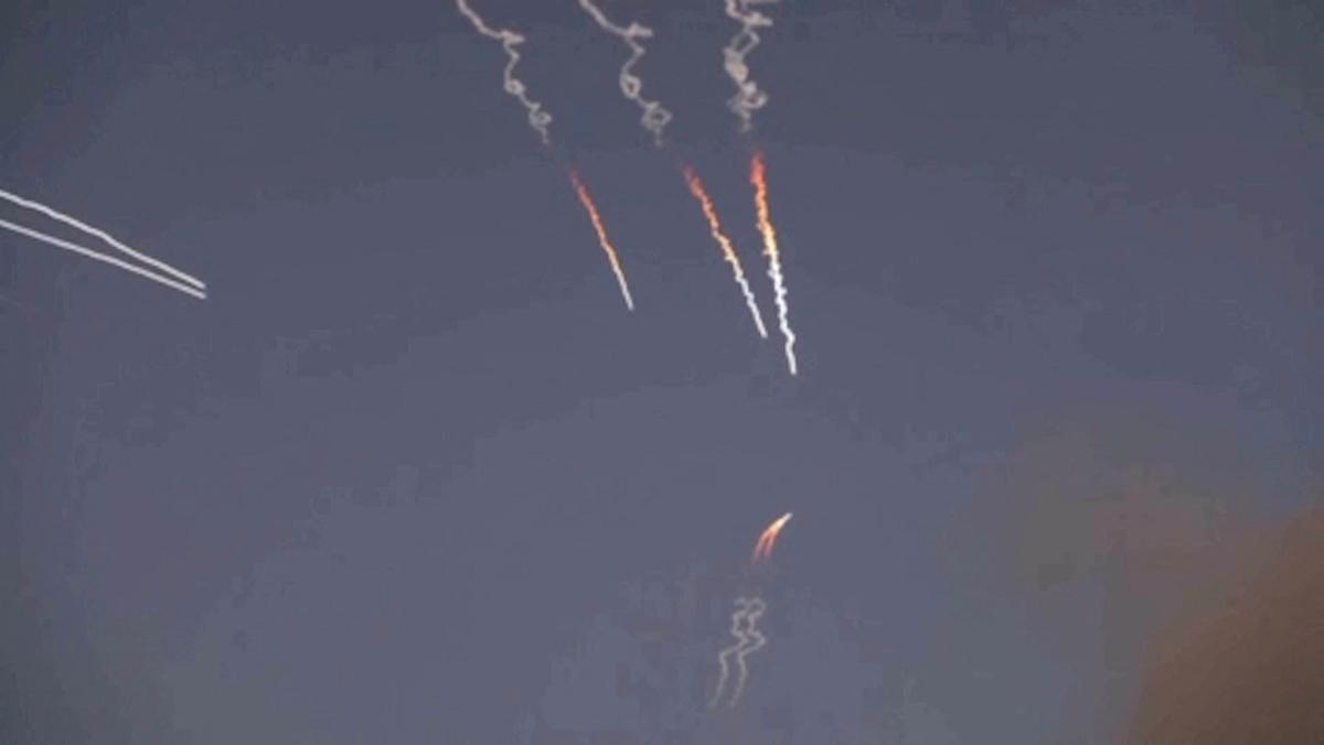 US Embassy Warns Americans in Jordan of Missiles, Drones in Airspace