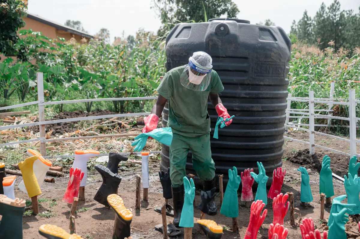 American Doctor Who Had Ebola Returns to US