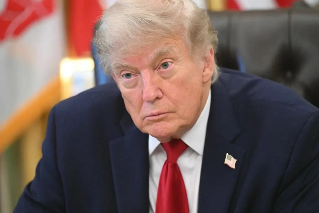 Trump Calls on Congress to Restrict Birthright Citizenship