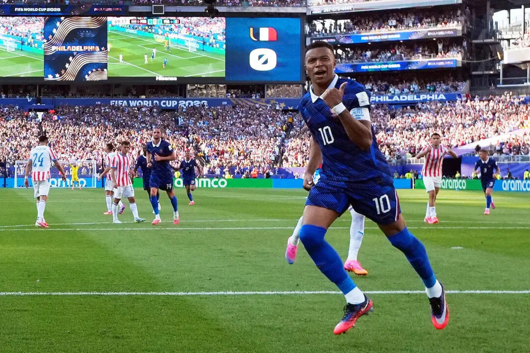 M’bappe’s Late Penalty Kick Powers France Past Paraguay to World Cup Quarterfinals