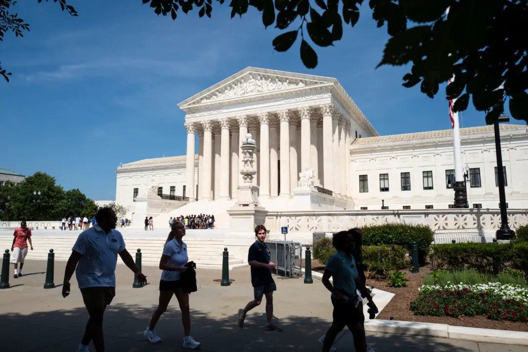 Supreme Court to Hear Immigration Detention, Climate Lawsuits in October