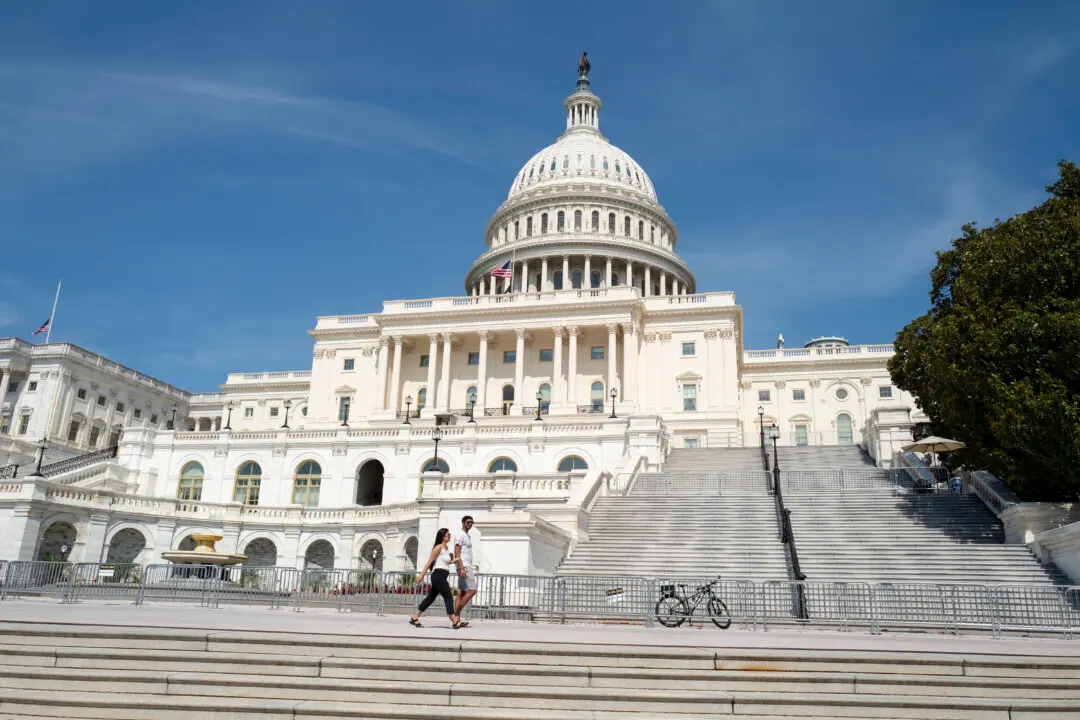 House Republicans Introduce Stopgap Funding Bill to Avert Potential Autumn Shutdown