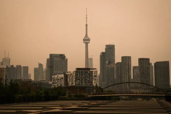Canadian Wildfires Smoke Descends on US Cities; American Detained in Iran Released | NTD Good Morning (July 16)