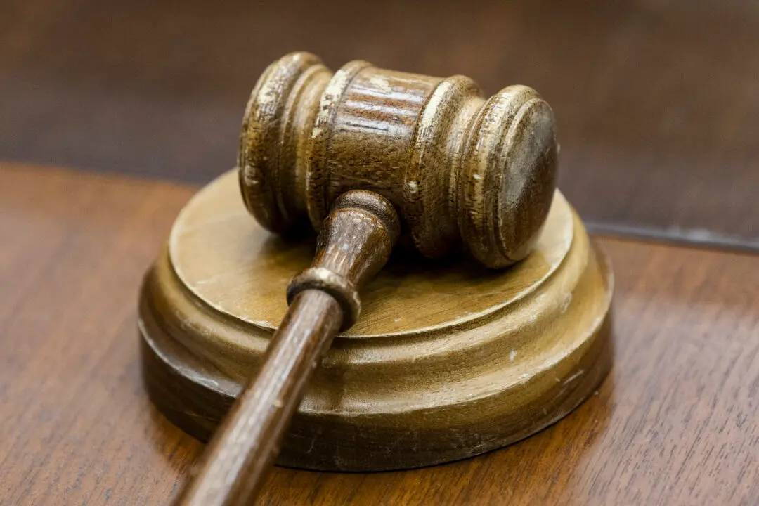Former Marine Charged With Threatening to Kill Trump