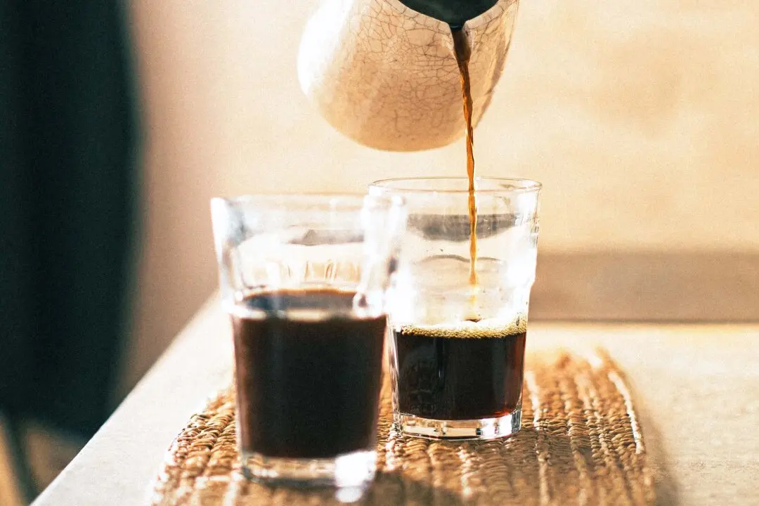 How Coffee Changes Your Gut Microbiome