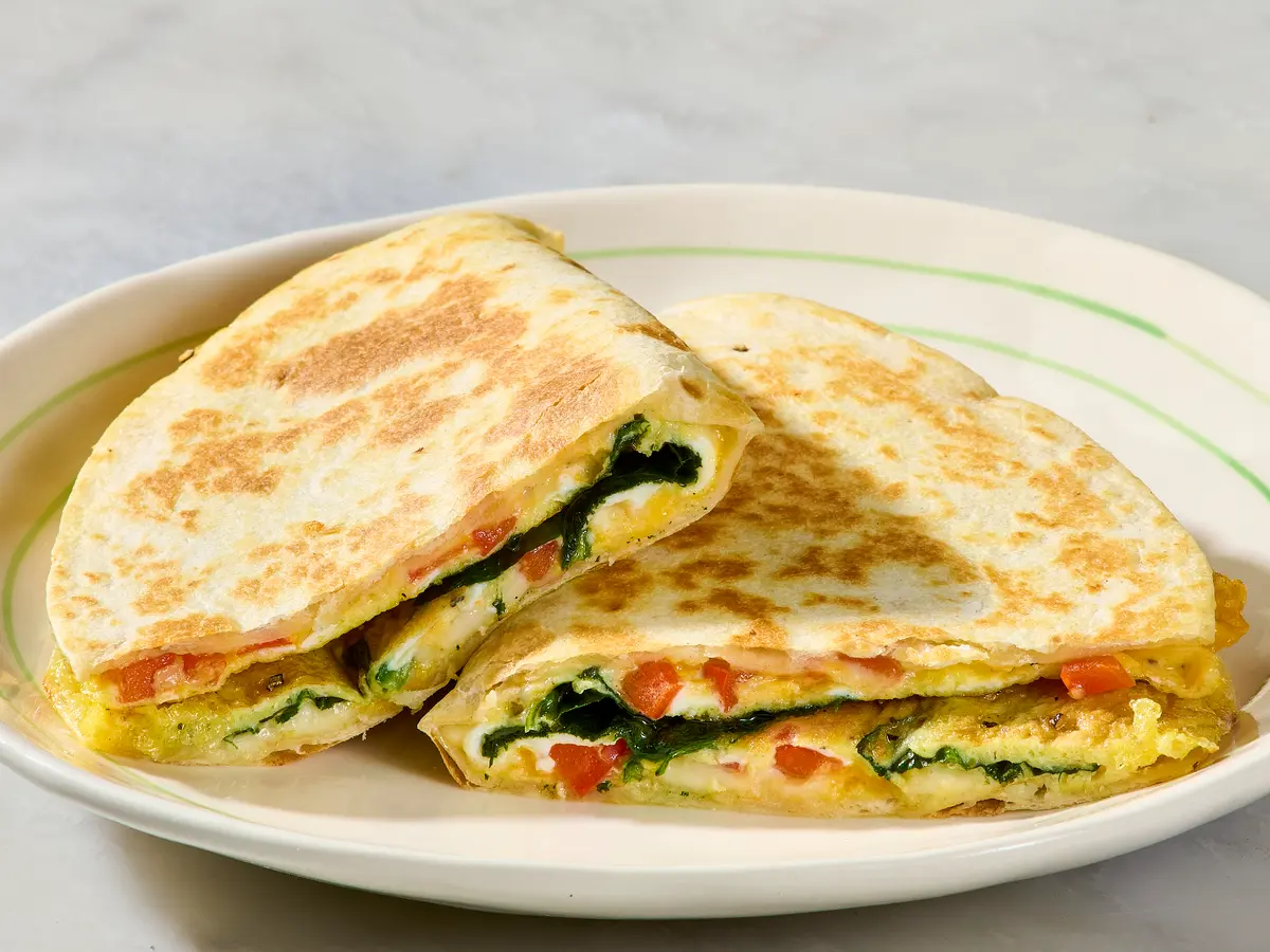 This 2-minute, 5-ingredient Egg Breakfast Is Perfect for Busy Mornings